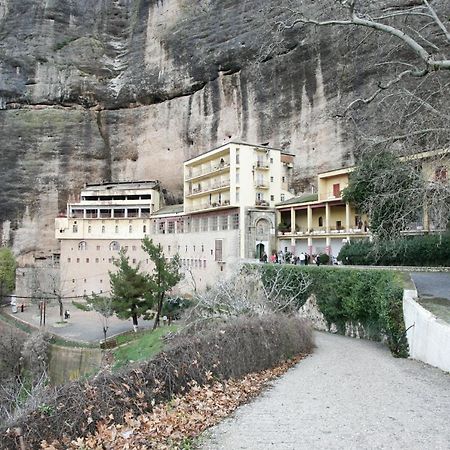 Amadriades Kalavryta Exterior foto